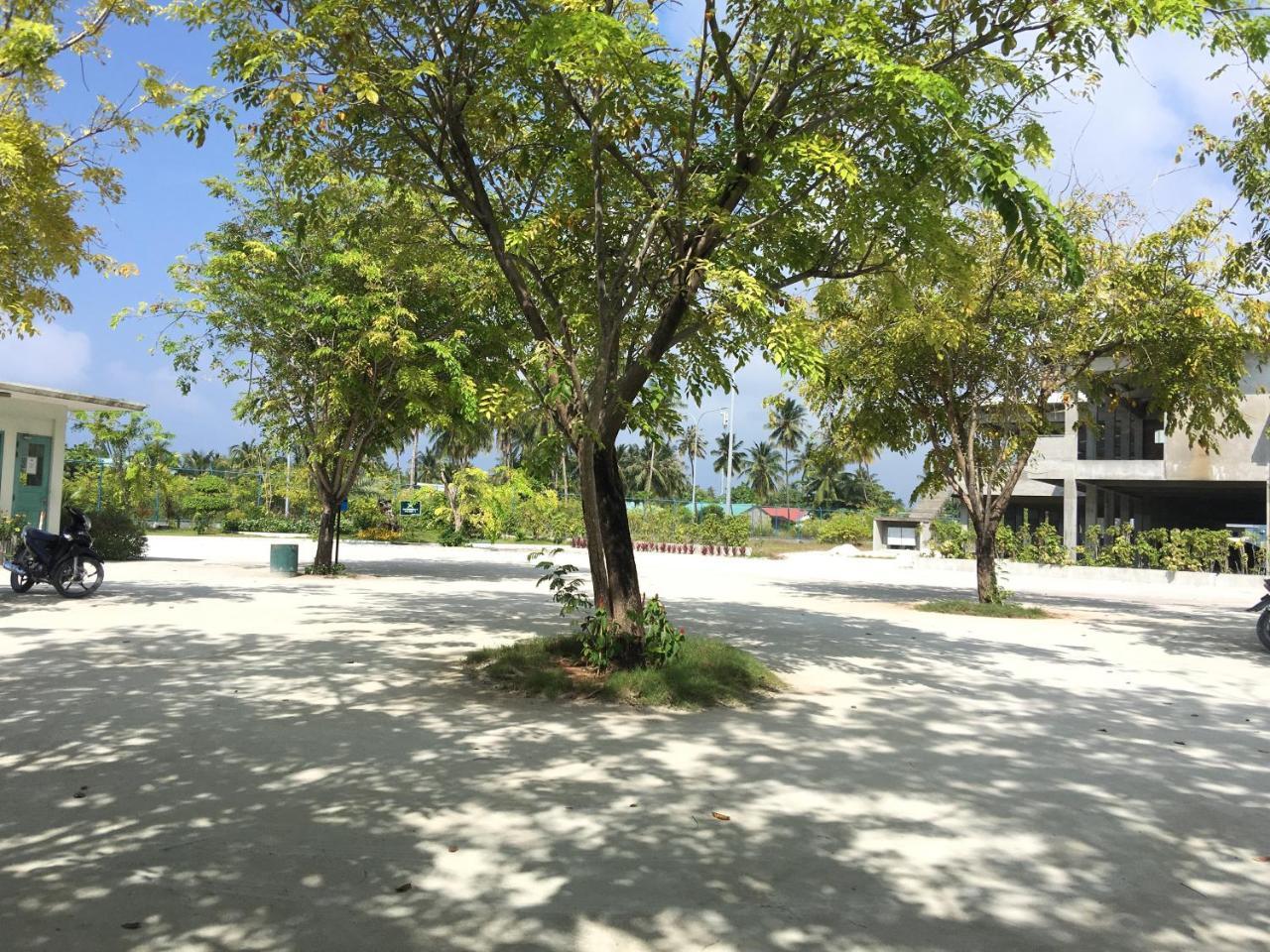 Koimala Hotel Maamigili Island Exterior photo